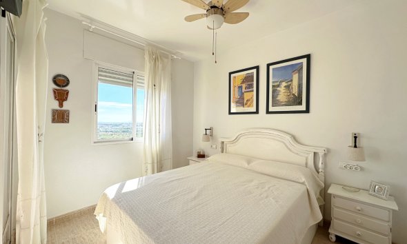 Resale - Apartment / Duplex - Orihuela Costa - Campoamor