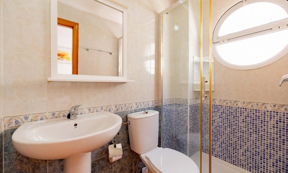 Resale - Apartment / Duplex - Torrevieja - Playa de los Locos