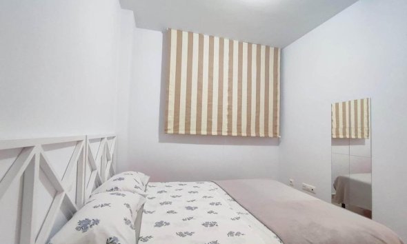 Resale - Apartment / Duplex - Orihuela Costa - Punta Prima
