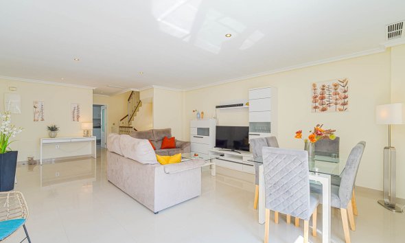 Reventa - Villa / Casa - Alicante - El Campello