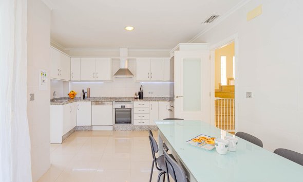 Reventa - Villa / Casa - Alicante - El Campello