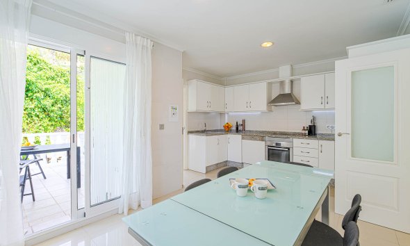 Reventa - Villa / Casa - Alicante - El Campello