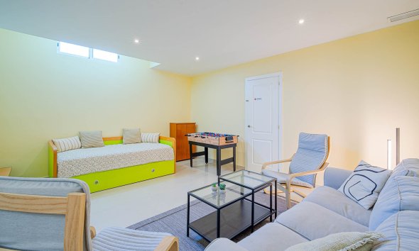 Reventa - Villa / Casa - Alicante - El Campello