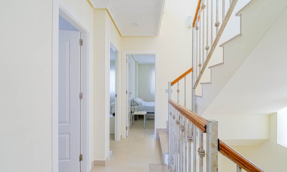Reventa - Villa / Casa - Alicante - El Campello