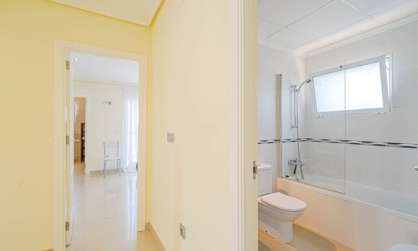 Reventa - Villa / Casa - Alicante - El Campello