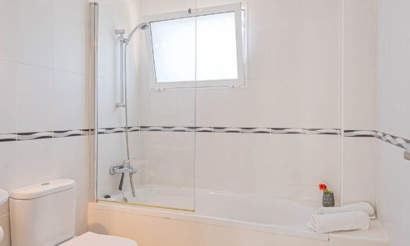 Reventa - Villa / Casa - Alicante - El Campello