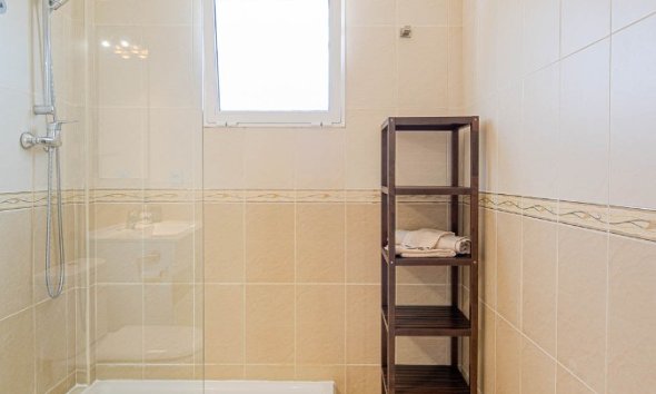 Reventa - Villa / Casa - Alicante - El Campello