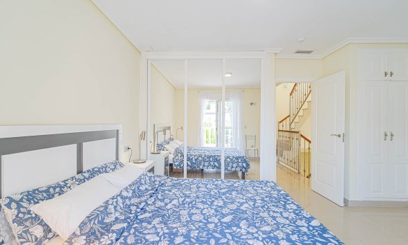Reventa - Villa / Casa - Alicante - El Campello