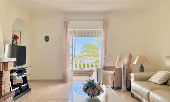Reventa - Villa / Casa - Ciudad Quesada - Centro de la Ciudad Quesada