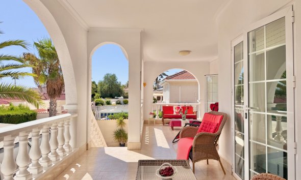Reventa - Villa / Casa - Ciudad Quesada - Centro de la Ciudad Quesada