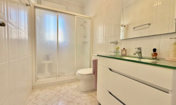 Reventa - Villa / Casa - Ciudad Quesada - Centro de la Ciudad Quesada