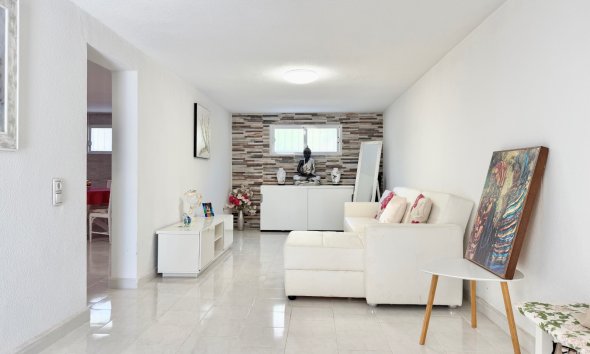 Reventa - Villa / Casa - Ciudad Quesada - Centro de la Ciudad Quesada