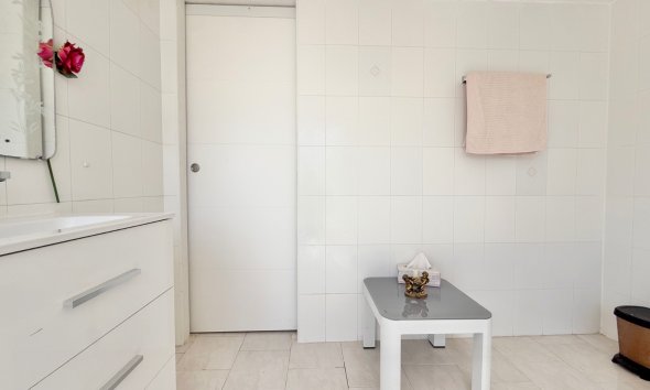 Reventa - Villa / Casa - Ciudad Quesada - Centro de la Ciudad Quesada