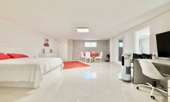 Reventa - Villa / Casa - Ciudad Quesada - Centro de la Ciudad Quesada