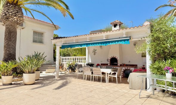 Reventa - Villa / Casa - Ciudad Quesada - Centro de la Ciudad Quesada
