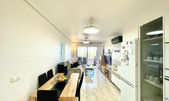 Resale - Apartment / Duplex - Torrevieja - La Siesta