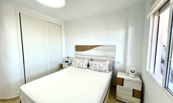 Resale - Apartment / Duplex - Torrevieja - La Siesta