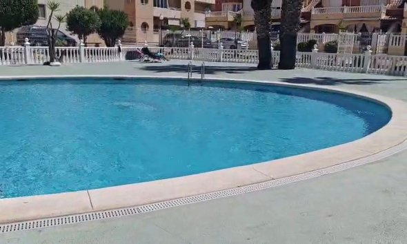 Resale - Apartment / Duplex - Torrevieja - La Siesta