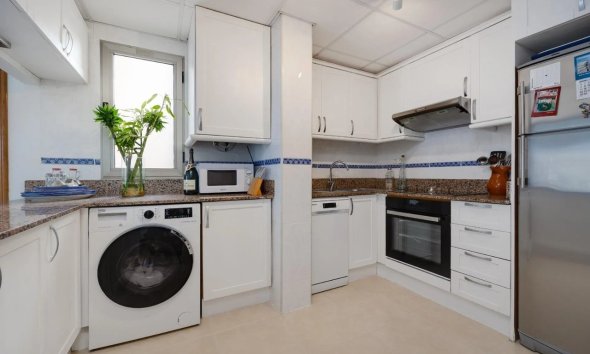 Resale - Apartment / Duplex - Torrevieja