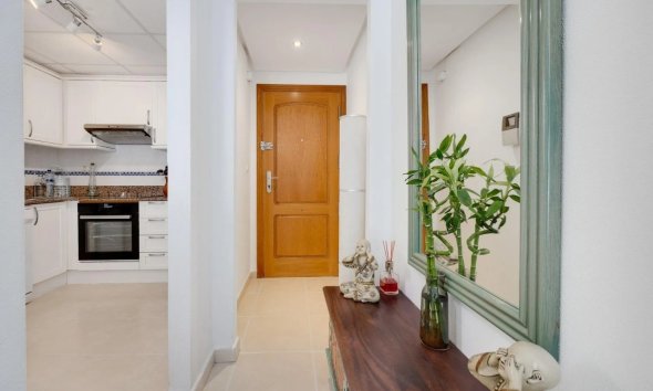 Resale - Apartment / Duplex - Torrevieja