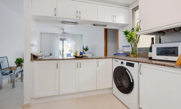 Resale - Apartment / Duplex - Torrevieja