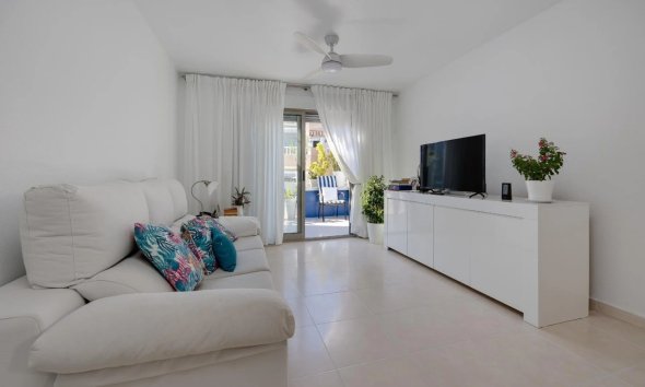 Resale - Apartment / Duplex - Torrevieja