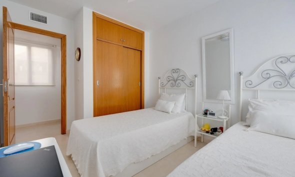Resale - Apartment / Duplex - Torrevieja