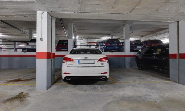 Resale - Apartment / Duplex - Torrevieja