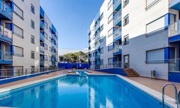 Resale - Apartment / Duplex - Torrevieja