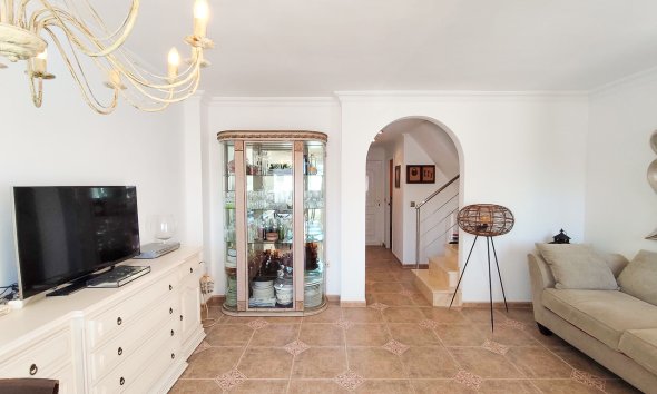 Resale - Townhouse / Terraced House - Torrevieja - Los Balcones