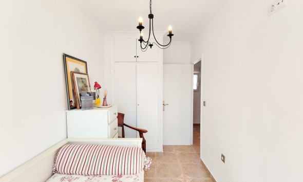 Resale - Townhouse / Terraced House - Torrevieja - Los Balcones