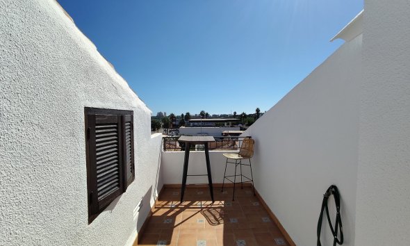 Resale - Townhouse / Terraced House - Torrevieja - Los Balcones