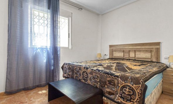 Rynek Wtórny - Dom szeregowy - Torrevieja