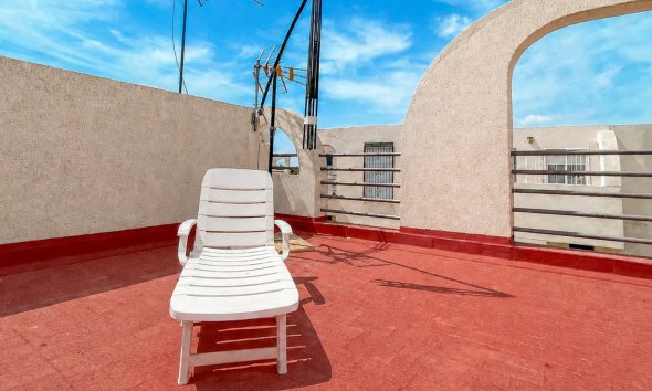 Resale - Townhouse / Terraced House - Torrevieja - La Siesta