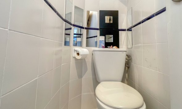 Resale - Townhouse / Terraced House - Torrevieja - La Siesta