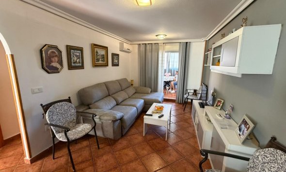 Resale - Apartment / Duplex - Torrevieja - Playa del Cura