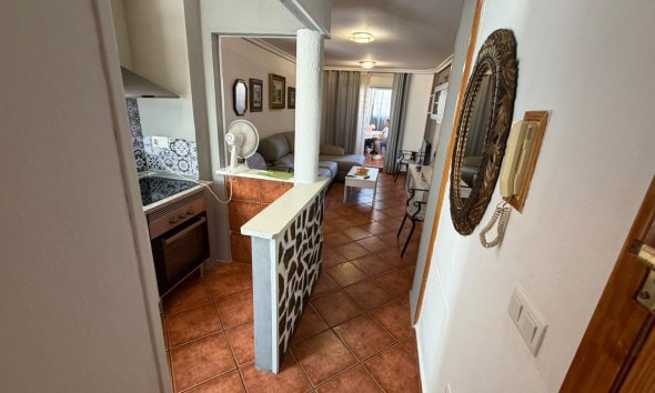 Resale - Apartment / Duplex - Torrevieja - Playa del Cura