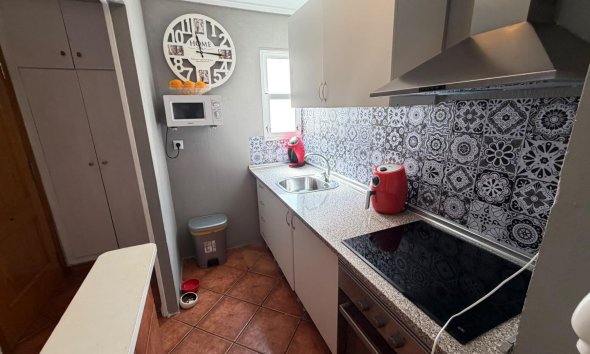 Resale - Apartment / Duplex - Torrevieja - Playa del Cura