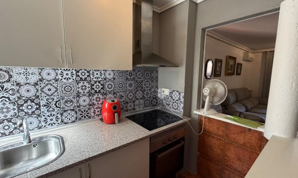 Resale - Apartment / Duplex - Torrevieja - Playa del Cura