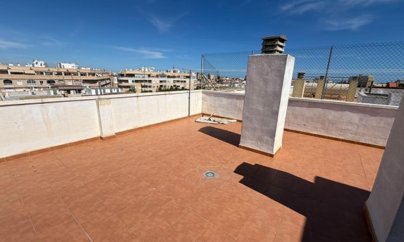Resale - Apartment / Duplex - Torrevieja - Playa del Cura