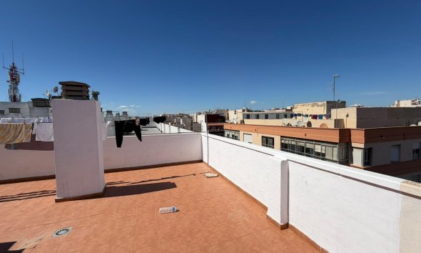 Resale - Apartment / Duplex - Torrevieja - Playa del Cura