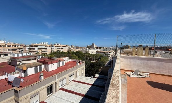 Resale - Apartment / Duplex - Torrevieja - Playa del Cura