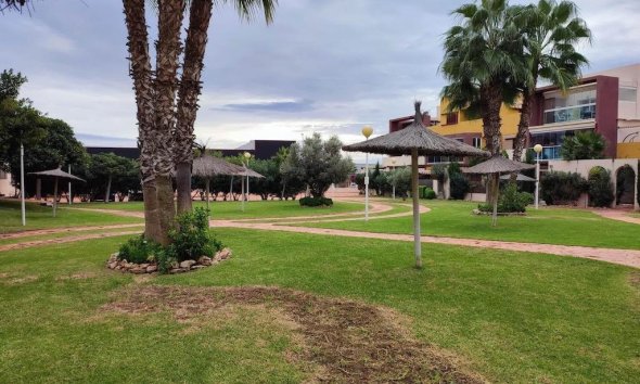 Resale - Apartment / Duplex - Orihuela Costa - Punta Prima
