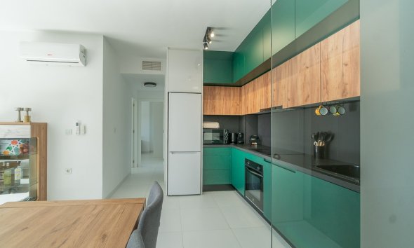 Reventa - Apartamento / Dúplex - San Miguel de Salinas
