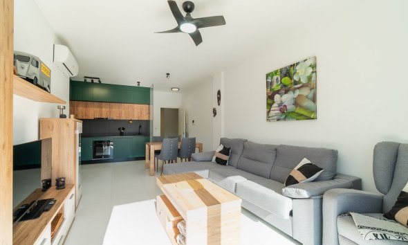 Reventa - Apartamento / Dúplex - San Miguel de Salinas