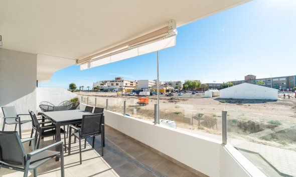 Reventa - Apartamento / Dúplex - San Miguel de Salinas