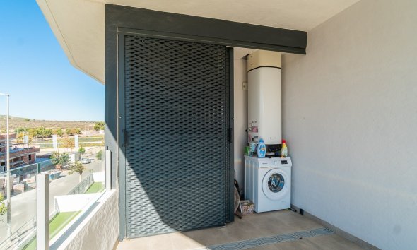 Reventa - Apartamento / Dúplex - San Miguel de Salinas
