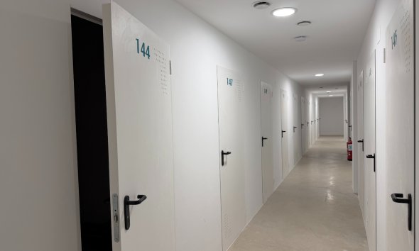 Reventa - Apartamento / Dúplex - San Miguel de Salinas