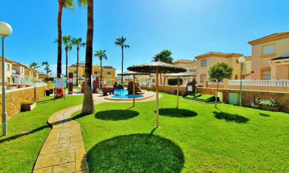 Reventa - Apartamento / Dúplex - Orihuela Costa - Los Dolses