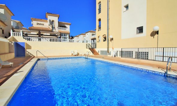 Reventa - Villa / Casa - Orihuela Costa - Playa Flamenca